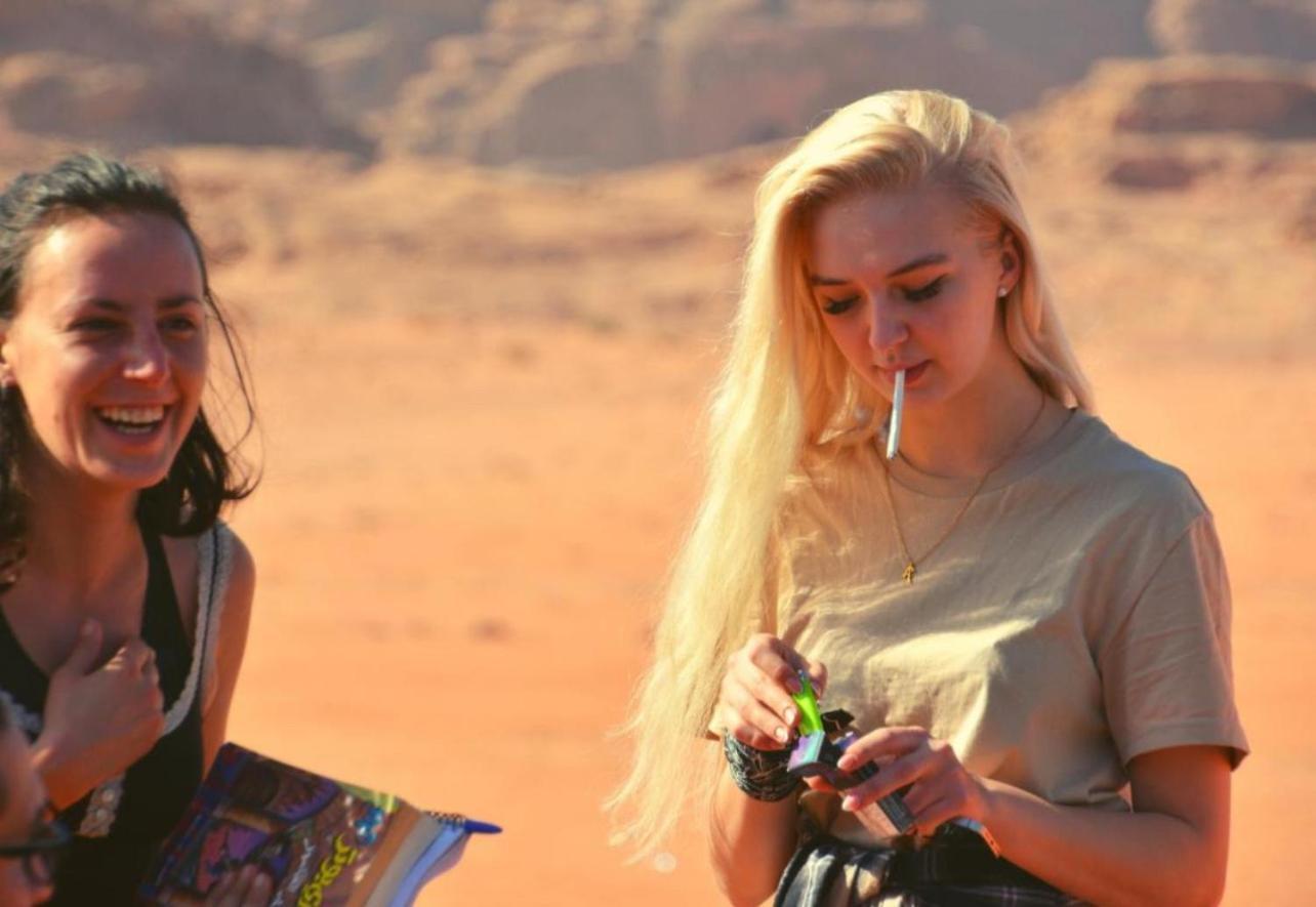 Bedouin Bunch Camp Hotel Wadi Rum Buitenkant foto