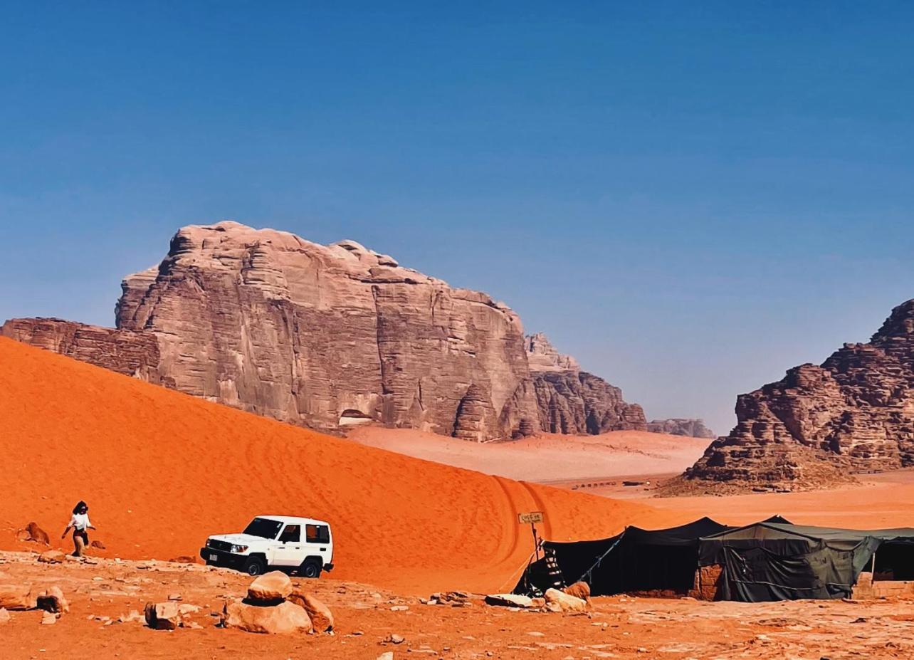 Bedouin Bunch Camp Hotel Wadi Rum Buitenkant foto