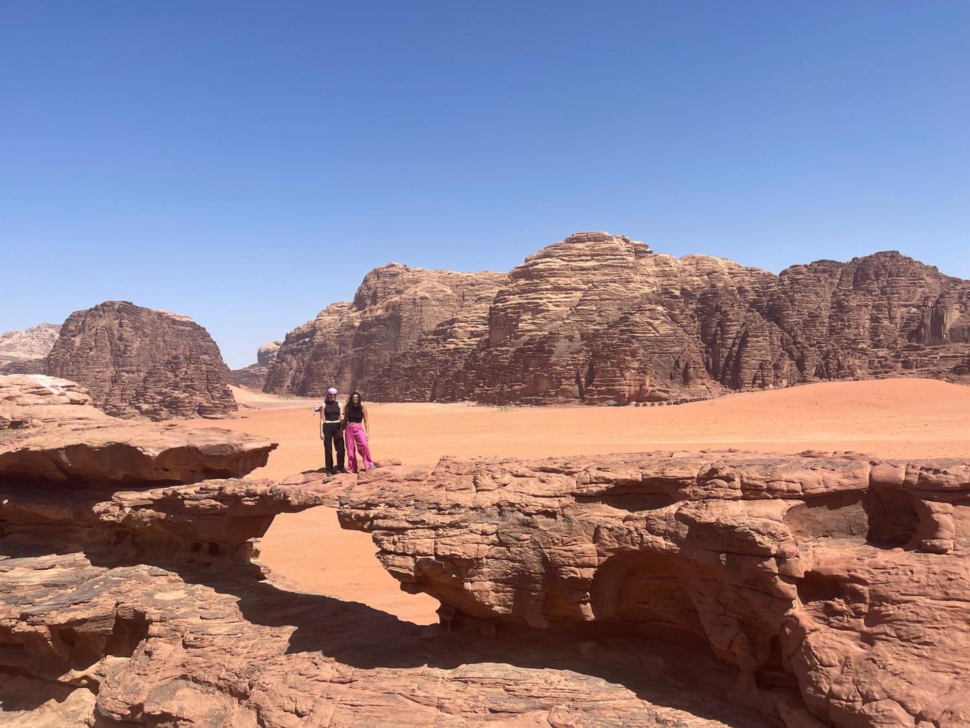 Bedouin Bunch Camp Hotel Wadi Rum Buitenkant foto