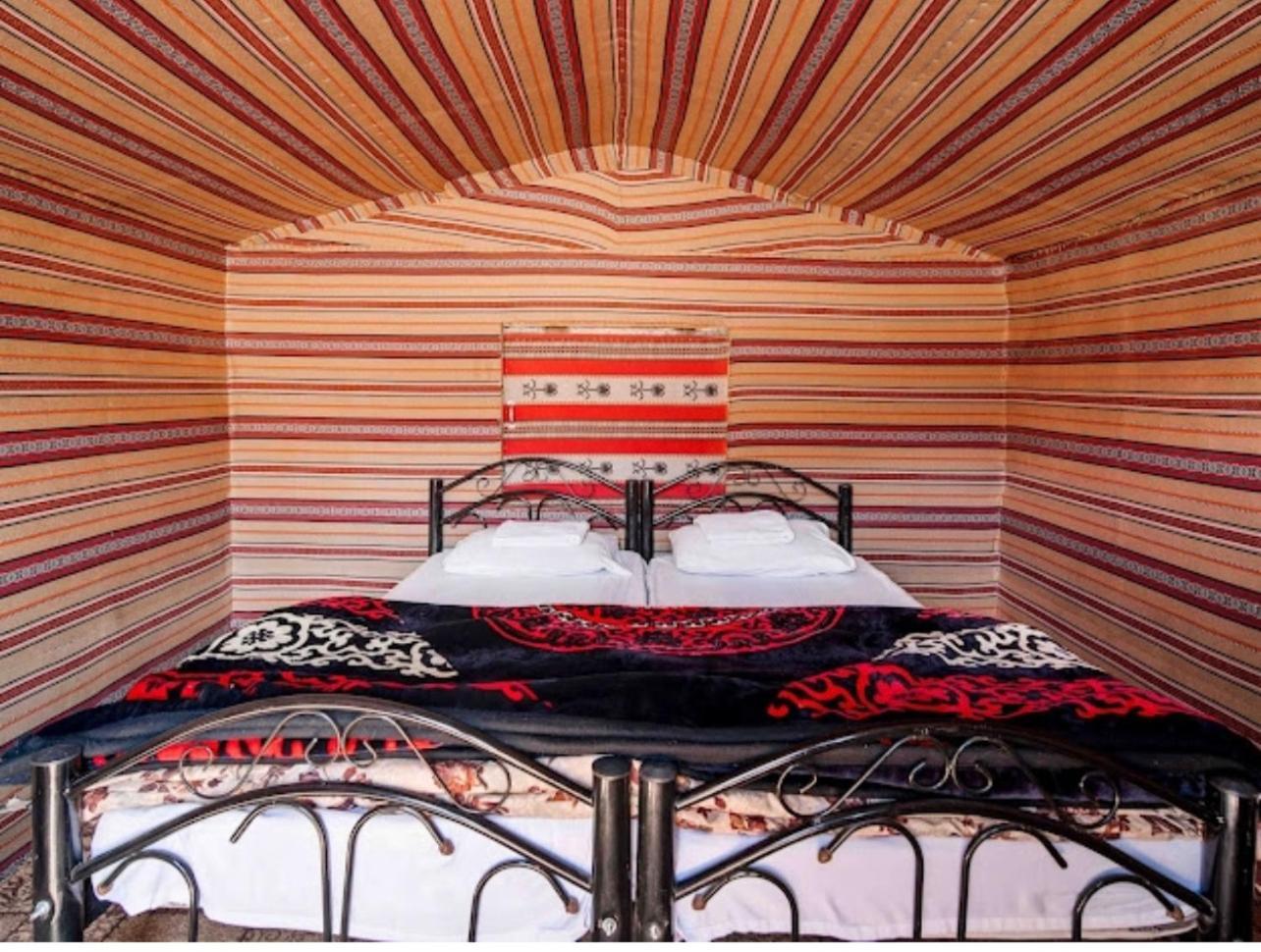 Bedouin Bunch Camp Hotel Wadi Rum Buitenkant foto