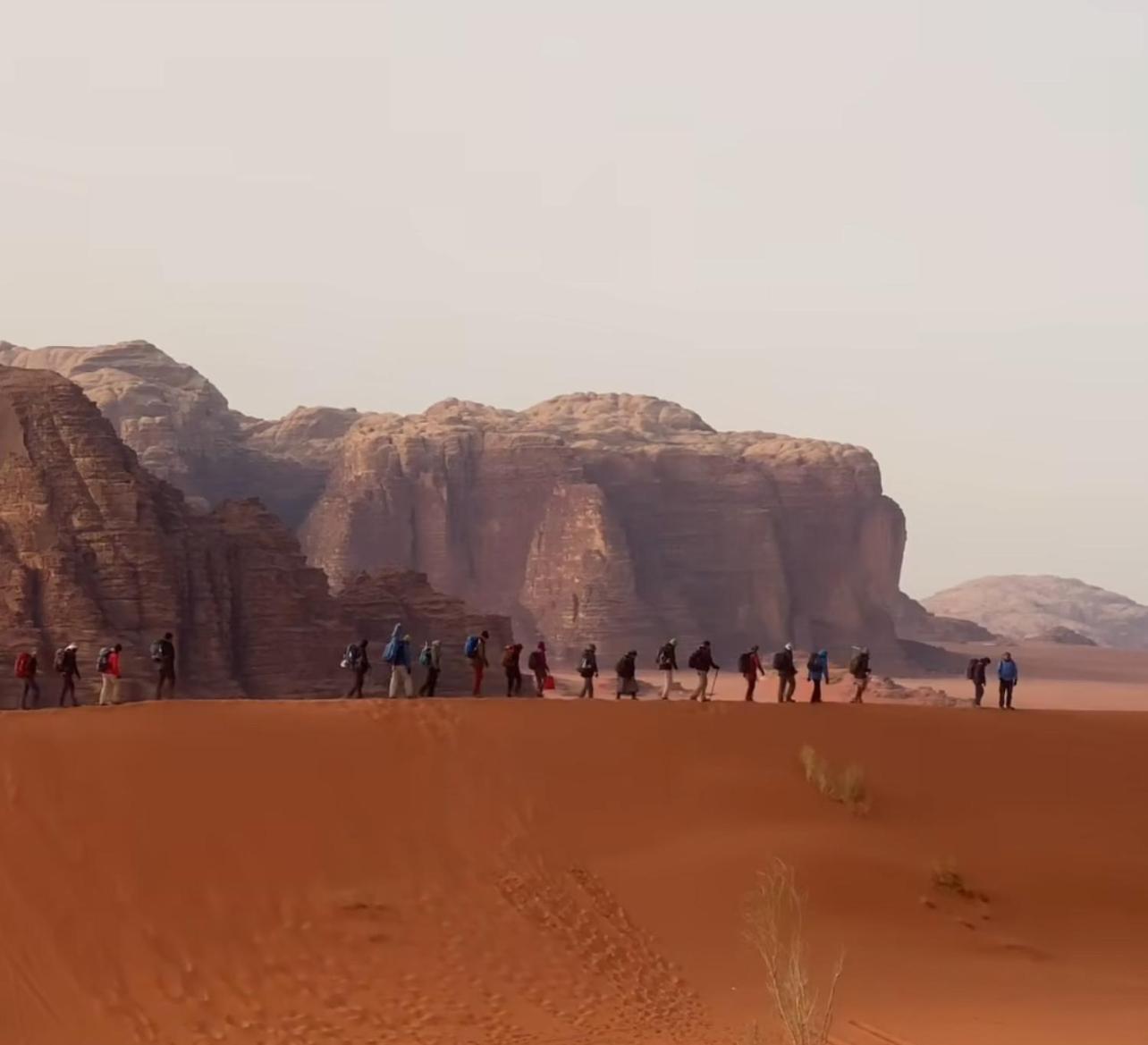 Bedouin Bunch Camp Hotel Wadi Rum Buitenkant foto
